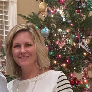 Meet your Posher, Stacy